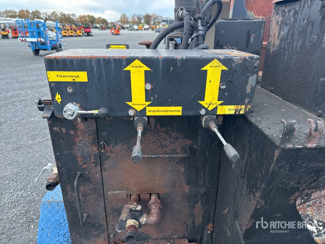 2010 Richard Rupprecht GmbH 230-RW Asphalt Distributor Trailer - Répandeuse: photos 4 2010 Richard Rupprecht GmbH 230-RW Asphalt Distributor Trailer - Répandeuse: photos 4