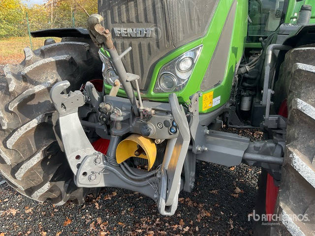 2019 Fendt 724 Vario ProfiPlus S4 4WD Tractor - Tracteur agricole: photos 5 2019 Fendt 724 Vario ProfiPlus S4 4WD Tractor - Tracteur agricole: photos 5