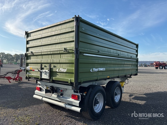 2025 Fliegl TDK 200 FOX T/A 3-Way (Unused) End Dump Trailer - Benne agricole: photos 3 2025 Fliegl TDK 200 FOX T/A 3-Way (Unused) End Dump Trailer - Benne agricole: photos 3