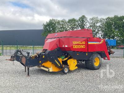 NEW HOLLAND BB960S Big - Presse à balles rondes: photos 1 NEW HOLLAND BB960S Big - Presse à balles rondes: photos 1