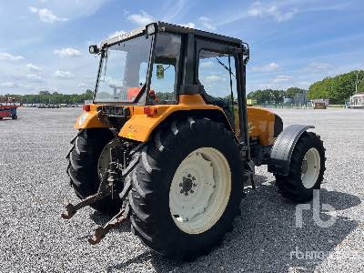 RENAULT CERES 85X TWINS (Inoperable) - Tracteur agricole: photos 3 RENAULT CERES 85X TWINS (Inoperable) - Tracteur agricole: photos 3