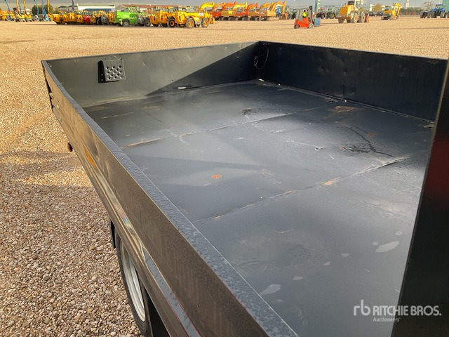 2006 Isuzu Elf 4x2 Crew Cab Flatbed Truck - Camion plateau: photos 4 2006 Isuzu Elf 4x2 Crew Cab Flatbed Truck - Camion plateau: photos 4