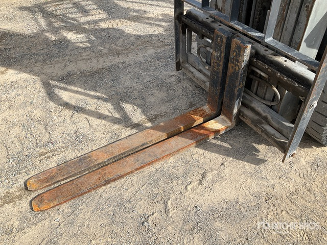 2007 Nissan FD02A25Q 2500 kg Forklift - Chariot élévateur diesel: photos 5 2007 Nissan FD02A25Q 2500 kg Forklift - Chariot élévateur diesel: photos 5