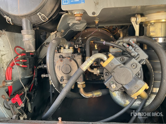 2012 Liebherr L556 Wheel Loader - Chargeuse sur pneus: photos 5 2012 Liebherr L556 Wheel Loader - Chargeuse sur pneus: photos 5