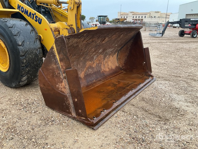 2015 Komatsu WA380-7 Wheel Loader - Chargeuse sur pneus: photos 5 2015 Komatsu WA380-7 Wheel Loader - Chargeuse sur pneus: photos 5