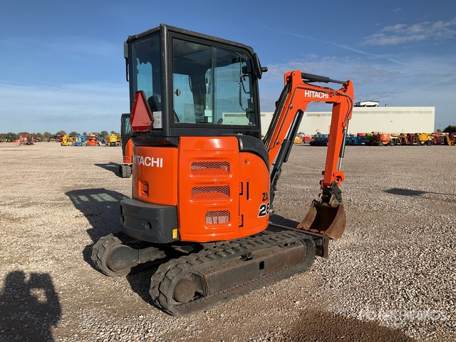 2016 Hitachi ZX26U-5 Mini Excavator: <6.6t - Mini pelle: photos 3 2016 Hitachi ZX26U-5 Mini Excavator: <6.6t - Mini pelle: photos 3