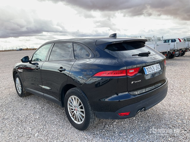 2016 Jaguar F Pace AWD Automobile - Voiture: photos 3 2016 Jaguar F Pace AWD Automobile - Voiture: photos 3