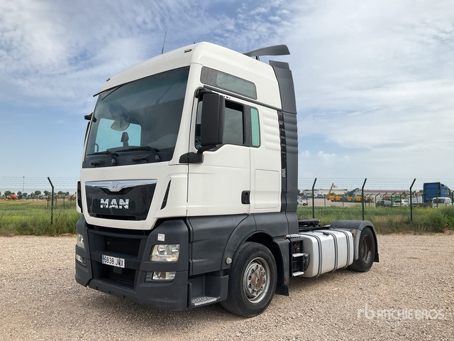 2016 MAN TGX18.440 4x2 S/A Sleeper Truck Tractor - Broyeur/ Épareuse: photos 1 2016 MAN TGX18.440 4x2 S/A Sleeper Truck Tractor - Broyeur/ Épareuse: photos 1