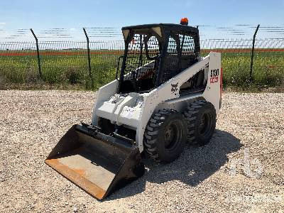 BOBCAT S130 - Mini chargeuse: photos 1 BOBCAT S130 - Mini chargeuse: photos 1
