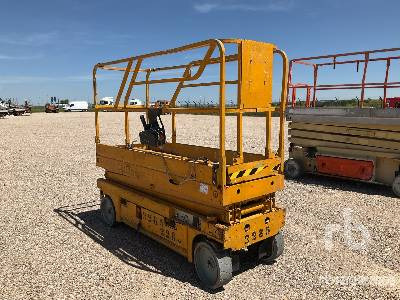 HAULOTTE COMPACT 8 Electric (Inoperable) - Nacelle ciseaux: photos 2 HAULOTTE COMPACT 8 Electric (Inoperable) - Nacelle ciseaux: photos 2