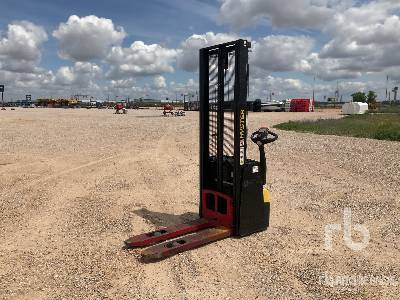 HYSTER S1.2E - Transpalette: photos 1 HYSTER S1.2E - Transpalette: photos 1