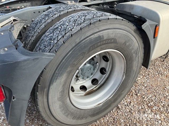 2015 DAF XF460FT 4x2 S/A Sleeper Truck Tractor - Tracteur routier: photos 5 2015 DAF XF460FT 4x2 S/A Sleeper Truck Tractor - Tracteur routier: photos 5