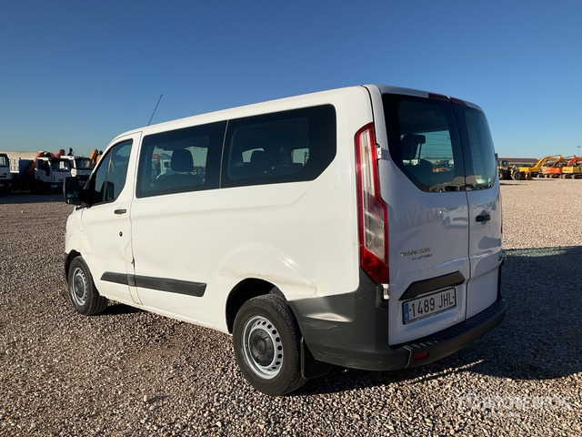 2015 Ford Transit Custom Cargo Van - Véhicule utilitaire: photos 3 2015 Ford Transit Custom Cargo Van - Véhicule utilitaire: photos 3