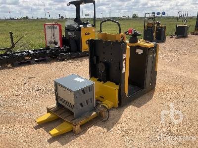 YALE MO10L Electric - Transpalette: photos 1 YALE MO10L Electric - Transpalette: photos 1