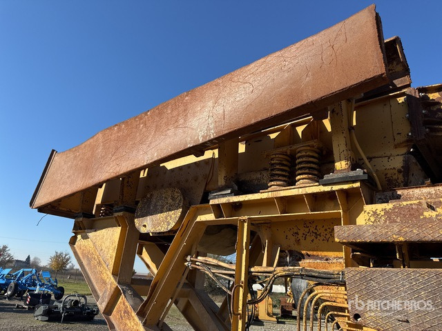 1991 OM FRP105L Mobile Jaw Crusher - Concasseur à mâchoires: photos 4 1991 OM FRP105L Mobile Jaw Crusher - Concasseur à mâchoires: photos 4