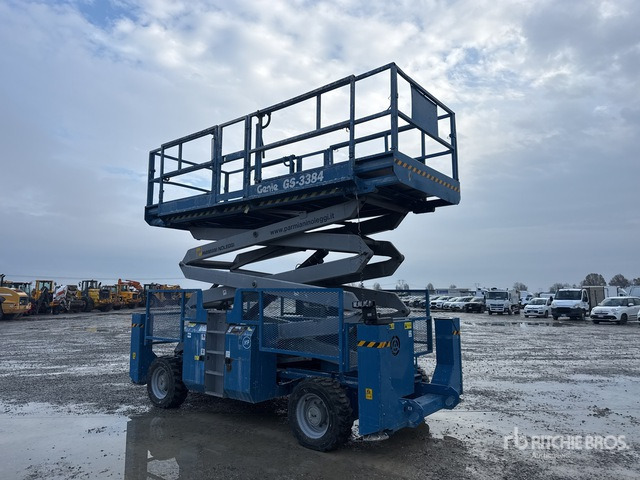 2007 Genie GS3384 Diesel Scissor Lift - Nacelle ciseaux: photos 3 2007 Genie GS3384 Diesel Scissor Lift - Nacelle ciseaux: photos 3