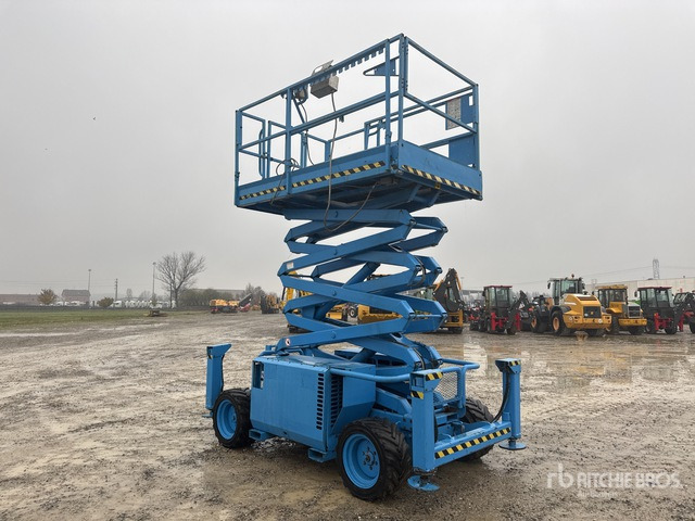 2007 Skyjack SJ6832 RT Diesel Scissor Lift - Nacelle ciseaux: photos 1 2007 Skyjack SJ6832 RT Diesel Scissor Lift - Nacelle ciseaux: photos 1