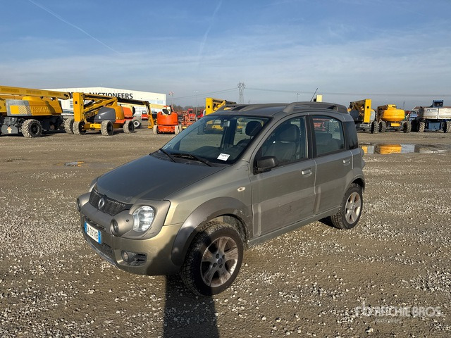 2008 Fiat Panda Automobile - Voiture: photos 1 2008 Fiat Panda Automobile - Voiture: photos 1