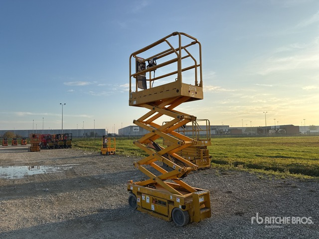 2008 Haulotte Optimum 8 Electric Scissor Lift - Nacelle ciseaux: photos 1 2008 Haulotte Optimum 8 Electric Scissor Lift - Nacelle ciseaux: photos 1