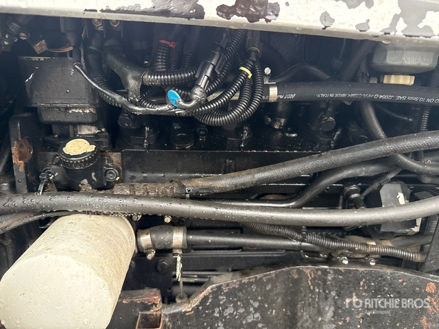 2012 Lamborghini R2.90 4WD Tractor - Tracteur agricole: photos 5 2012 Lamborghini R2.90 4WD Tractor - Tracteur agricole: photos 5