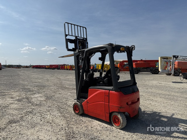 2013 Linde E16PH-01 1600 kg Electric Forklift - Chariot élévateur électrique: photos 3 2013 Linde E16PH-01 1600 kg Electric Forklift - Chariot élévateur électrique: photos 3