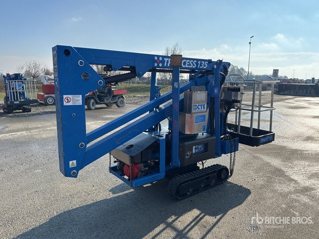 2015 CTE Traccess 135 Crawler Articulating Boom Lift - Nacelle articulée: photos 3 2015 CTE Traccess 135 Crawler Articulating Boom Lift - Nacelle articulée: photos 3
