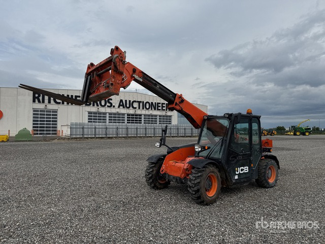 2015 JCB 525-60T4 Sollevatore telescopico - Chariot télescopique: photos 1 2015 JCB 525-60T4 Sollevatore telescopico - Chariot télescopique: photos 1