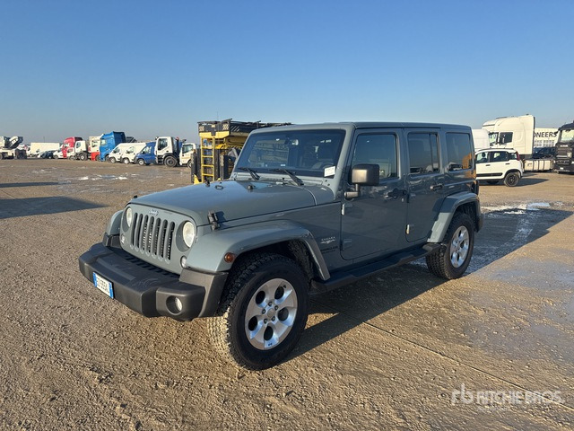 2015 Jeep Wrangler Unlimited Sahara 2.8 CRD 4WD auto 147KW/200CV SUV - SUV: photos 1 2015 Jeep Wrangler Unlimited Sahara 2.8 CRD 4WD auto 147KW/200CV SUV - SUV: photos 1