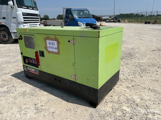 2015 Pramac GSW50Y 44 kVA Generator Set - Groupe électrogène: photos 2 2015 Pramac GSW50Y 44 kVA Generator Set - Groupe électrogène: photos 2