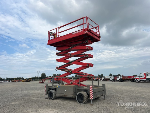2017 Holland Lift HL220 D25 Piattaforma aerea verticale - Nacelle ciseaux: photos 3 2017 Holland Lift HL220 D25 Piattaforma aerea verticale - Nacelle ciseaux: photos 3