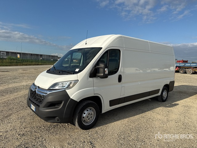 2018 Citroen Jumper 33 2.0BLUEHDI L3H2 130CV Van Truck - Fourgon utilitaire: photos 1 2018 Citroen Jumper 33 2.0BLUEHDI L3H2 130CV Van Truck - Fourgon utilitaire: photos 1