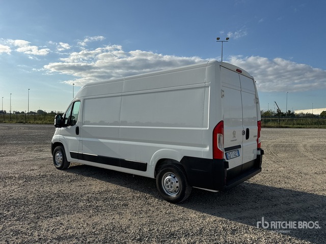 2020 Peugeot Boxer 333 L3H2 2.2 BLUEHDU 140CV S&S Van Truck - Fourgonnette: photos 3 2020 Peugeot Boxer 333 L3H2 2.2 BLUEHDU 140CV S&S Van Truck - Fourgonnette: photos 3