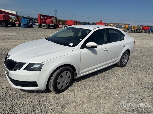 2020 Skoda Octavia Autovettura - Voiture: photos 1 2020 Skoda Octavia Autovettura - Voiture: photos 1