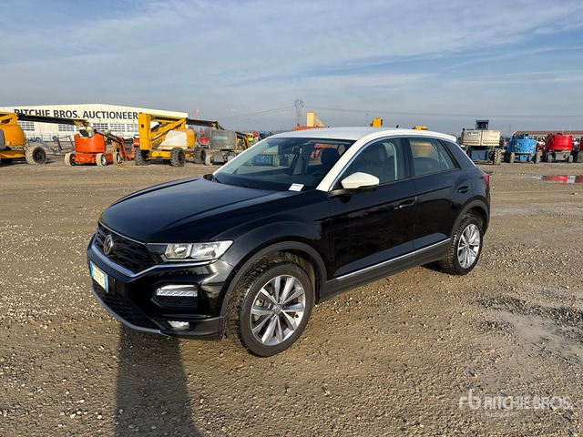 2020 Volkswagen T-Roc 1.5 TSI ACT BUSINESS DSG SUV - SUV: photos 1 2020 Volkswagen T-Roc 1.5 TSI ACT BUSINESS DSG SUV - SUV: photos 1