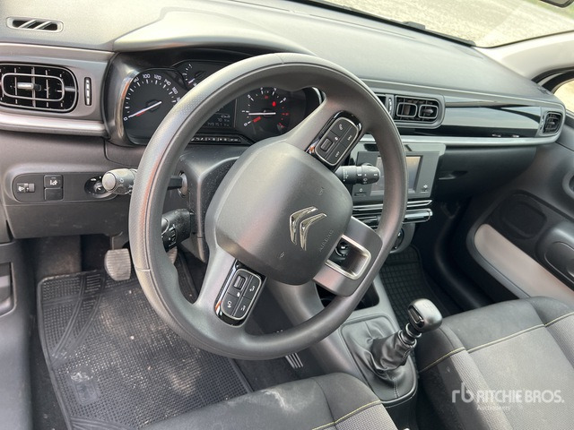 2021 Citroen C3 BLUEHDI 100 SeS BUSINESS COMBI Automobile - Voiture: photos 5 2021 Citroen C3 BLUEHDI 100 SeS BUSINESS COMBI Automobile - Voiture: photos 5