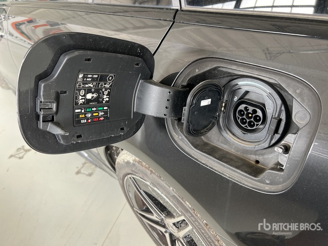 2023 Mercedes-Benz C300e SW PHEV PREMIUM PRO AUTO Automobile - Voiture: photos 5 2023 Mercedes-Benz C300e SW PHEV PREMIUM PRO AUTO Automobile - Voiture: photos 5