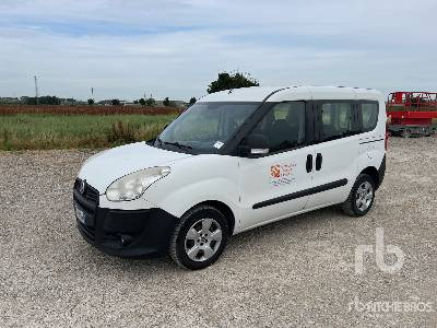 FIAT DOBLO - Voiture: photos 1 FIAT DOBLO - Voiture: photos 1