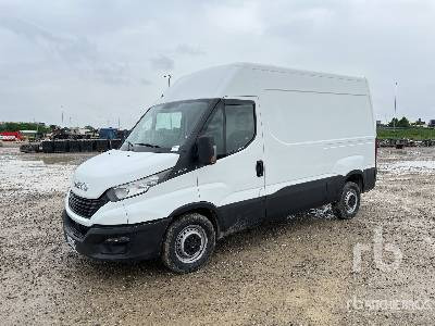 IVECO DAILY 35S12 V H2 3520 - Camion fourgon: photos 1 IVECO DAILY 35S12 V H2 3520 - Camion fourgon: photos 1