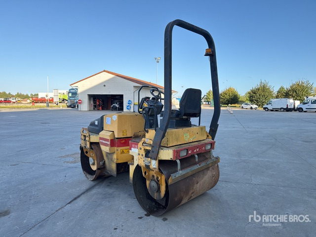 1995 Dynapac CC142 Compacteur Vibrant Tandem (Inop ... Double Drum Roller - Rouleau compresseur: photos 3 1995 Dynapac CC142 Compacteur Vibrant Tandem (Inop ... Double Drum Roller - Rouleau compresseur: photos 3