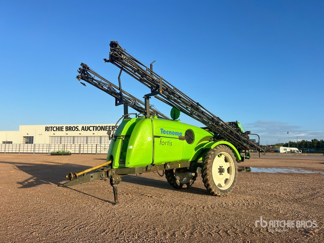 2004 Tecnoma Fortis 28 m S/A Pulverisateur Traine Pull-Type Sprayer - Pulvérisateur traîné: photos 2 2004 Tecnoma Fortis 28 m S/A Pulverisateur Traine Pull-Type Sprayer - Pulvérisateur traîné: photos 2