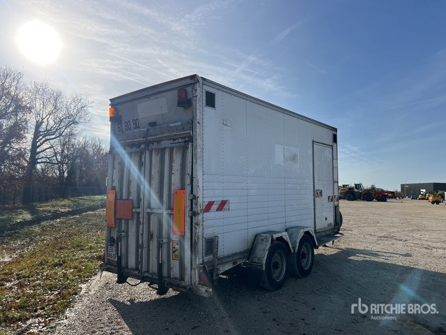 2006 Moiroud TR600076 T/A Remorque A 2 Essieux Equipment Trailer - Remorque porte-engin surbaissée: photos 3 2006 Moiroud TR600076 T/A Remorque A 2 Essieux Equipment Trailer - Remorque porte-engin surbaissée: photos 3