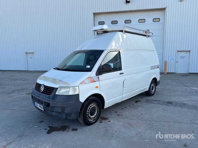 2006 Volkswagen Transporter TDI 4 Motion Vehicule Utilitaire Cargo Van - Fourgon utilitaire: photos 1 2006 Volkswagen Transporter TDI 4 Motion Vehicule Utilitaire Cargo Van - Fourgon utilitaire: photos 1
