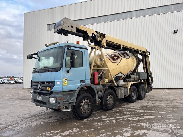 2007 Mercedes-Benz Actros 8x4 Camion Malaxeur 8x4 Mixer Truck - Camion malaxeur: photos 1 2007 Mercedes-Benz Actros 8x4 Camion Malaxeur 8x4 Mixer Truck - Camion malaxeur: photos 1