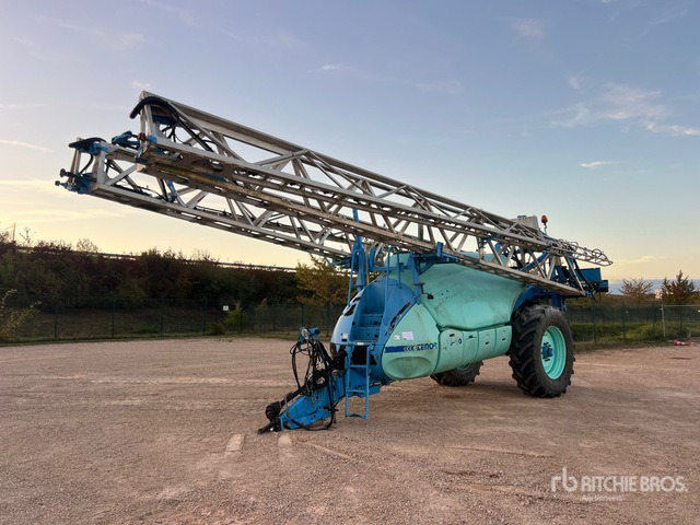 2008 Berthoud Tenor 55-60 DP Tronic 42 m High Clearance Pulverisate ... Pull-Type Sprayer - Pulvérisateur traîné: photos 1 2008 Berthoud Tenor 55-60 DP Tronic 42 m High Clearance Pulverisate ... Pull-Type Sprayer - Pulvérisateur traîné: photos 1