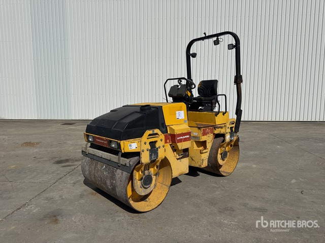 2008 Dynapac CC142 Compacteur Vibrant Tandem Double Drum Roller - Rouleau compresseur: photos 1 2008 Dynapac CC142 Compacteur Vibrant Tandem Double Drum Roller - Rouleau compresseur: photos 1