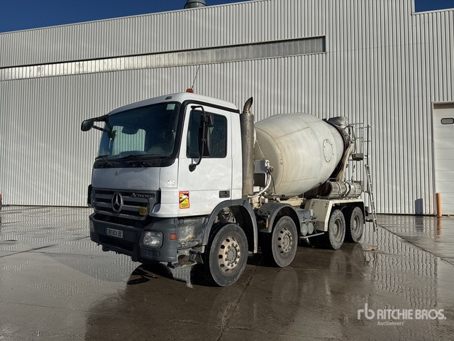 2008 Mercedes-Benz Actros 8x4 Camion Malaxeur 8x4 Mixer Truck - Camion malaxeur: photos 1 2008 Mercedes-Benz Actros 8x4 Camion Malaxeur 8x4 Mixer Truck - Camion malaxeur: photos 1