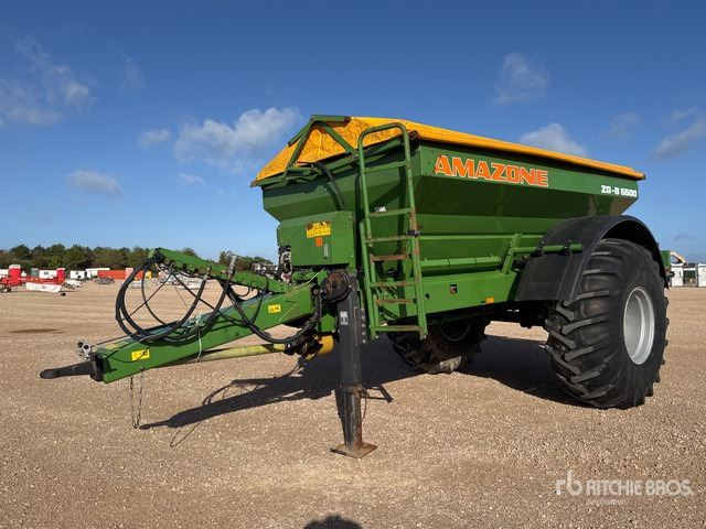 2009 Amazone ZG-B5500 36 m Semi-Mount S/A 5500 L Epan ... Fertilizer Spreader - Distributeur d'engrais: photos 1 2009 Amazone ZG-B5500 36 m Semi-Mount S/A 5500 L Epan ... Fertilizer Spreader - Distributeur d'engrais: photos 1