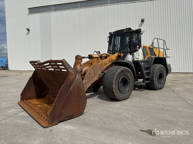 2010 Liebherr L556 2plus2 Chargeuse Sur Pneus Wheel Loader - Chargeuse sur pneus: photos 1 2010 Liebherr L556 2plus2 Chargeuse Sur Pneus Wheel Loader - Chargeuse sur pneus: photos 1