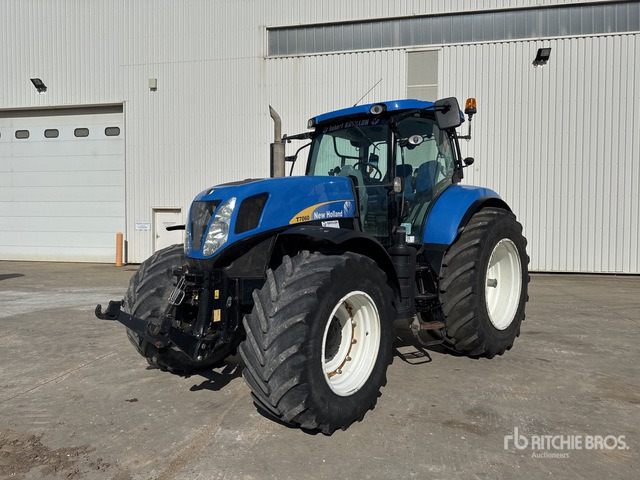 2011 New Holland T7060 Power Command Tracteur Agricole 4WD Tractor - Tracteur agricole: photos 1 2011 New Holland T7060 Power Command Tracteur Agricole 4WD Tractor - Tracteur agricole: photos 1
