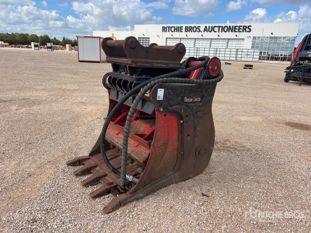 2012 Valuetech MB20 1100 mm Godet De Curage Excavator Crusher Bucket - Godet pour Engins de chantier: photos 1 2012 Valuetech MB20 1100 mm Godet De Curage Excavator Crusher Bucket - Godet pour Engins de chantier: photos 1